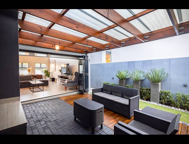4 BEDROOM FREEHOLD FOR SALE IN SAGEWOOD